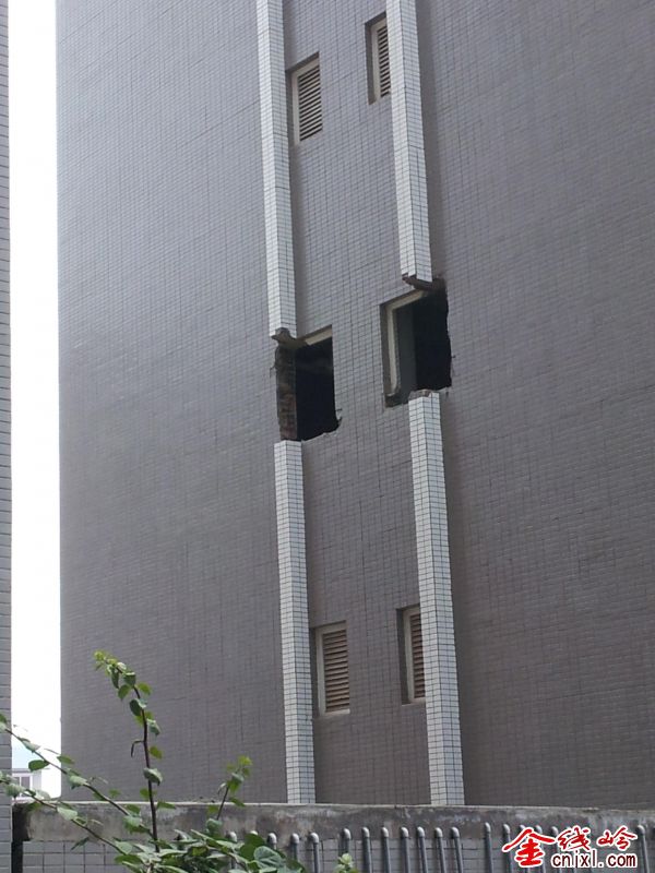 2.JPG