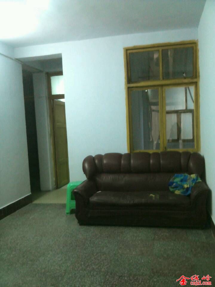Ƭ 002.jpg