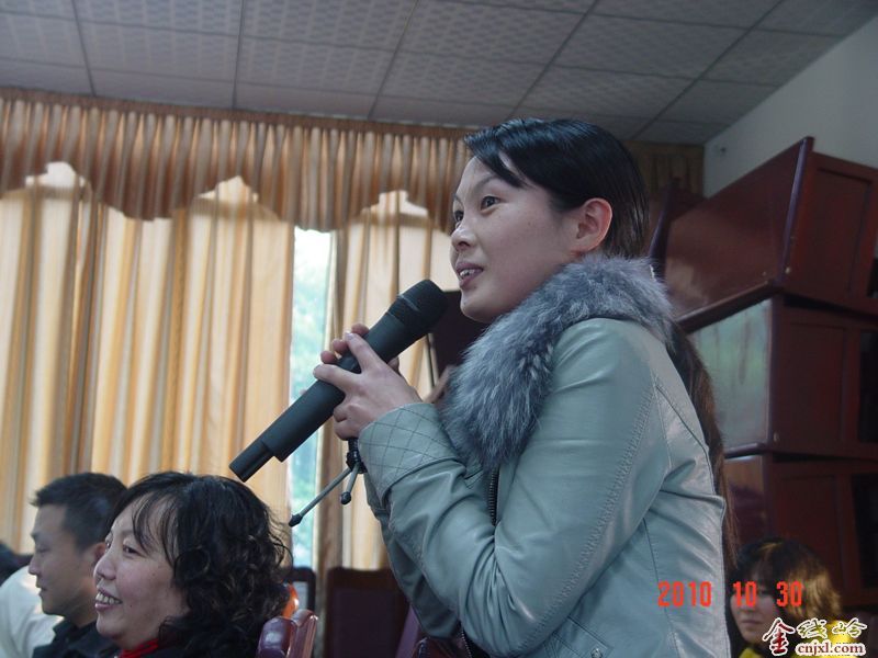 5vVbC8jb.jpg